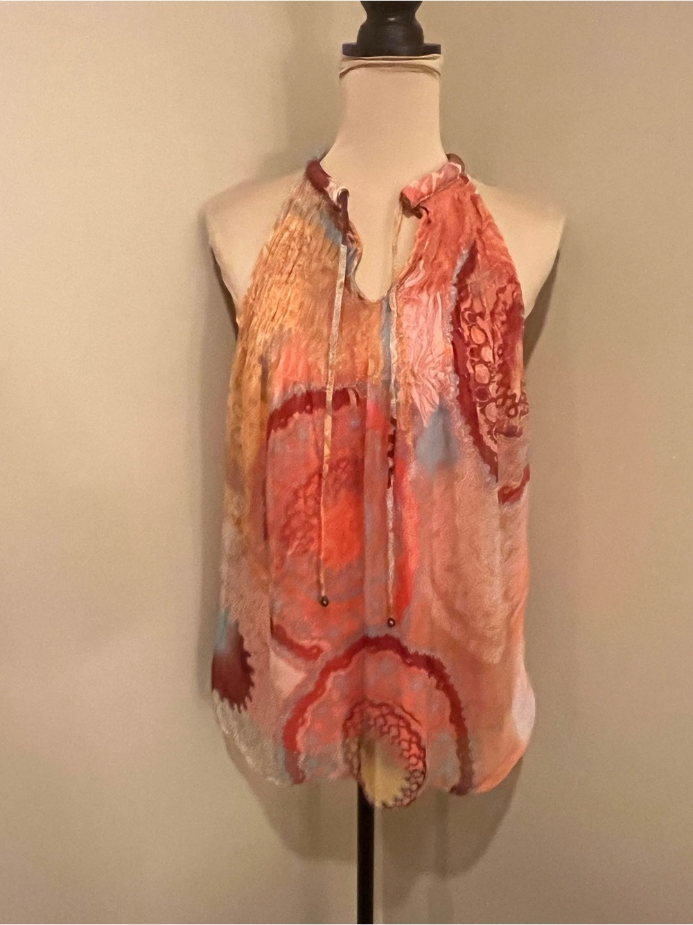 Adiva Sleeveless Tie-Neck Halter Top in Coral Multi Boho, Medium